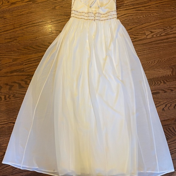 Lulu’s maxi dress - Picture 3 of 4